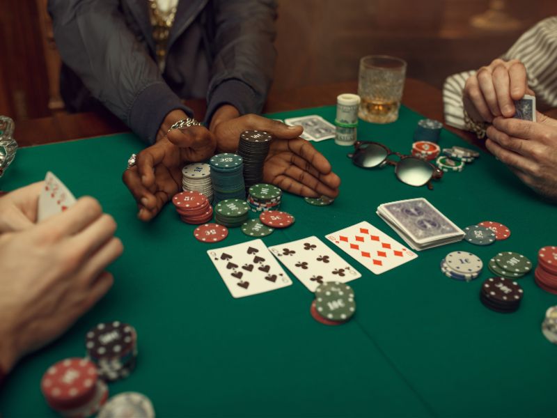 Vai trò của nhà cái và các công cụ hỗ trợ người chơi an toàn